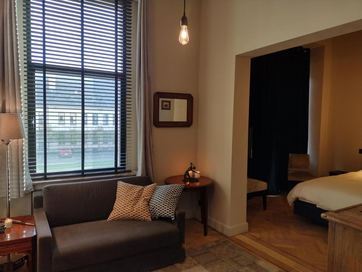 Peter House Bed and Breakfast Nivelles Exteriör bild