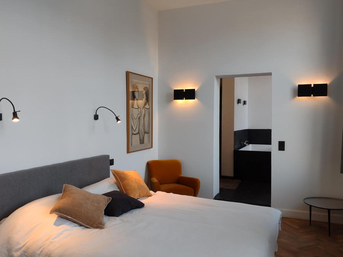 Peter House Bed and Breakfast Nivelles Exteriör bild