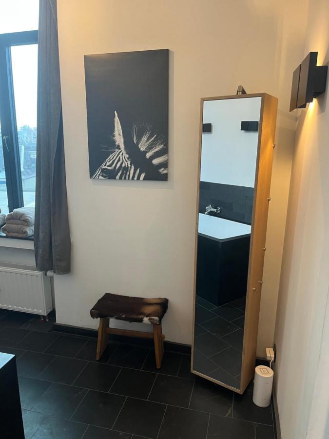 Peter House Bed and Breakfast Nivelles Exteriör bild